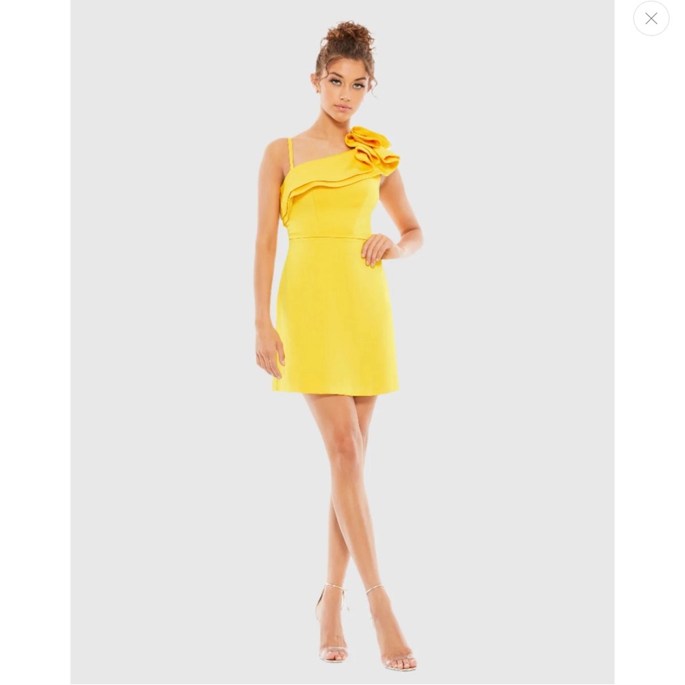 14. Ieena for Mac Duggal One Shoulder Ruffle Dress Size 6